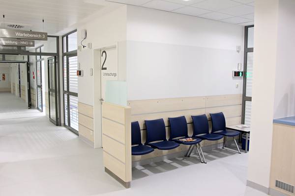 Klinikum Mutterhaus der Borromäerinnen, HNO-Ambulanz Flur/Wartebereich